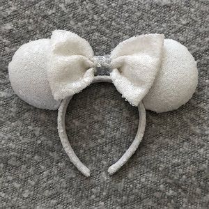 White Sequins Minnie Ears